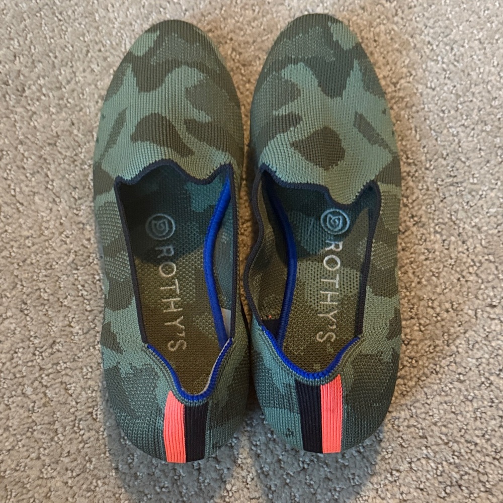 Rothy's Women Green Camouflage Slip-Ons
